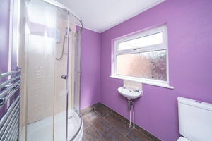 GROUND FLOOR SHOWER ROOM- click for photo gallery